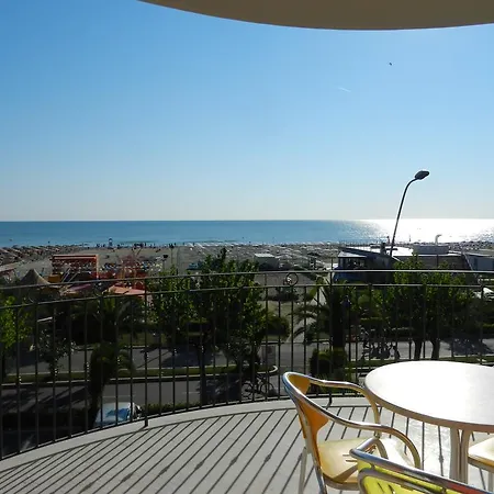 Hotel apartamentowy Xenia Alba Adriatica