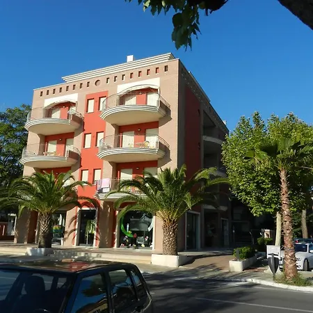 Hotel apartamentowy Xenia *