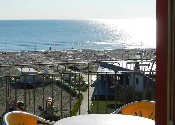 Apartahotel Xenia 4*